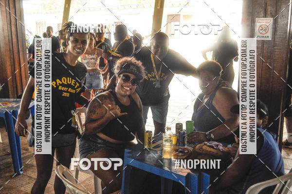 Buy your photos of the eventPaquet Beer Run 2018 on Fotop