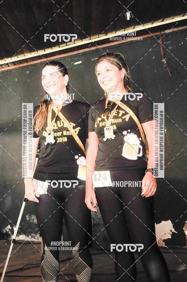 Buy your photos of the eventPaquet Beer Run 2018 on Fotop