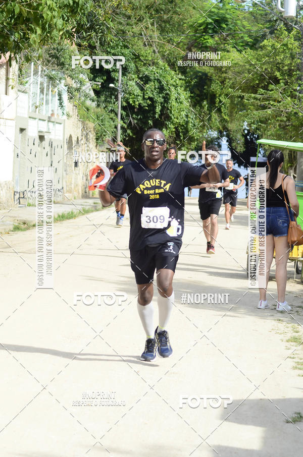 Buy your photos of the eventPaquet Beer Run 2018 on Fotop