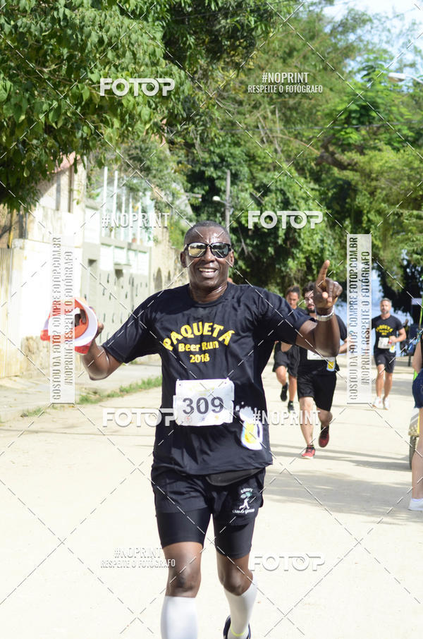 Buy your photos of the eventPaquet Beer Run 2018 on Fotop