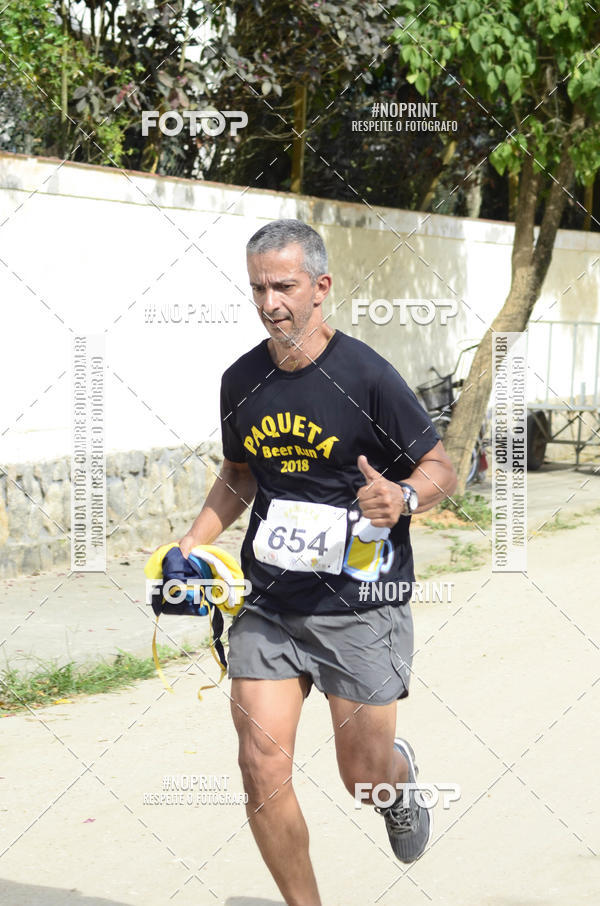 Buy your photos of the eventPaquet Beer Run 2018 on Fotop