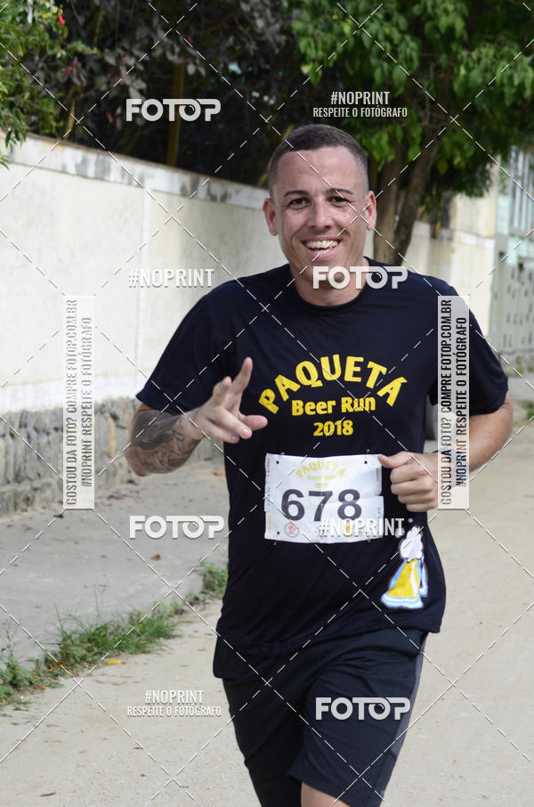 Buy your photos of the eventPaquet Beer Run 2018 on Fotop