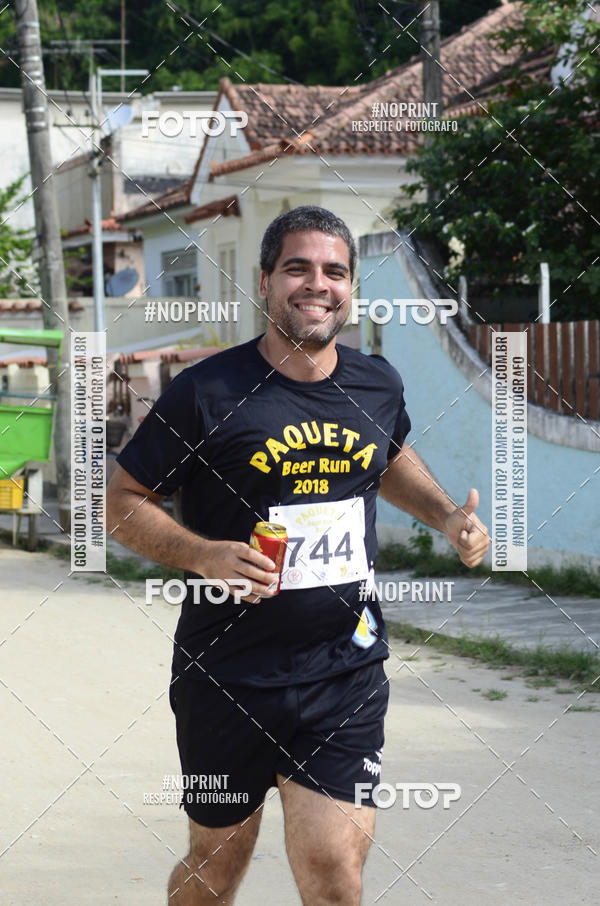 Buy your photos of the eventPaquet Beer Run 2018 on Fotop