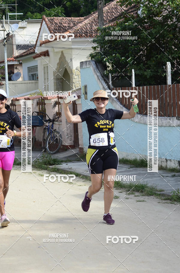 Buy your photos of the eventPaquet Beer Run 2018 on Fotop