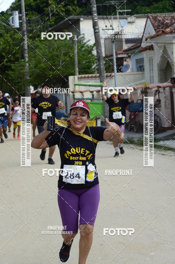 Buy your photos of the eventPaquet Beer Run 2018 on Fotop