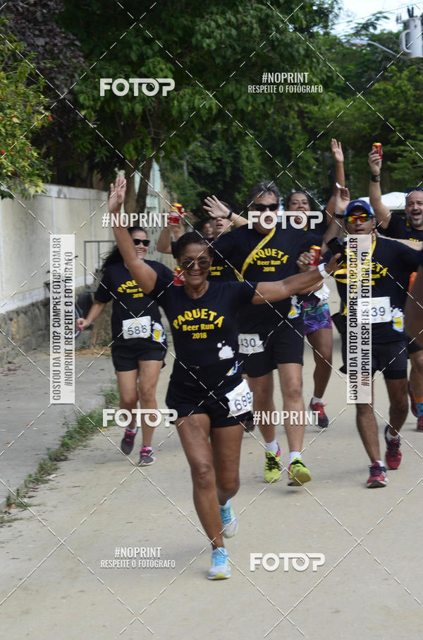 Buy your photos of the eventPaquet Beer Run 2018 on Fotop