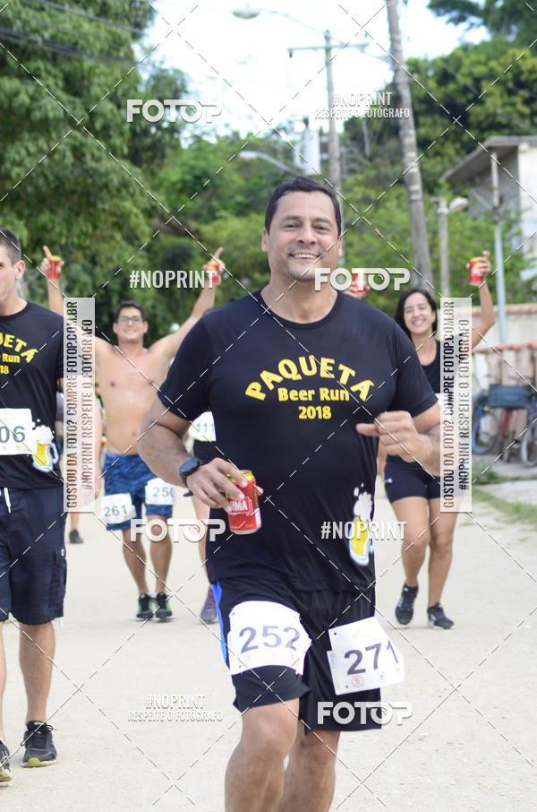 Buy your photos of the eventPaquet Beer Run 2018 on Fotop