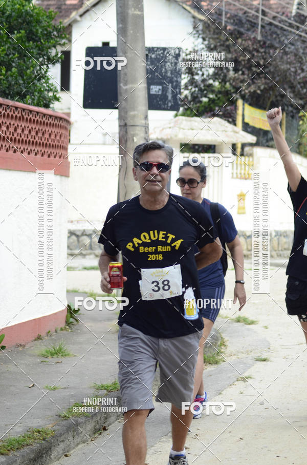 Buy your photos of the eventPaquet Beer Run 2018 on Fotop