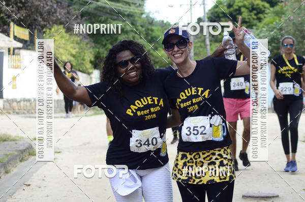 Buy your photos of the eventPaquet Beer Run 2018 on Fotop