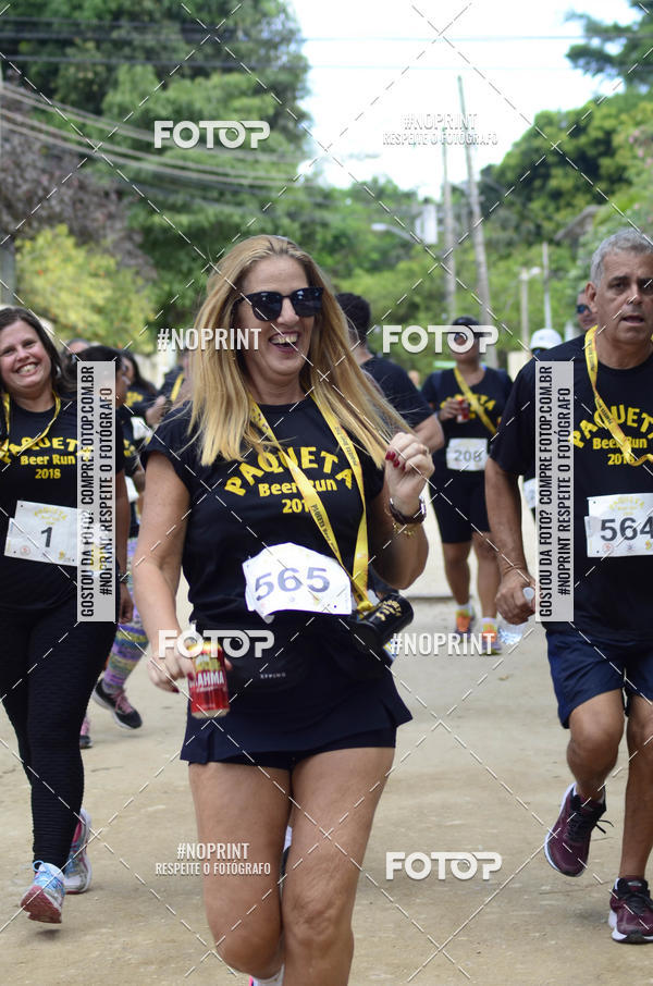 Buy your photos of the eventPaquet Beer Run 2018 on Fotop