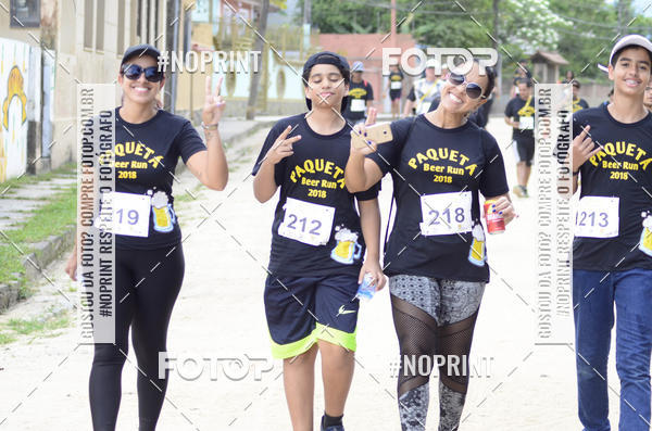 Buy your photos of the eventPaquet Beer Run 2018 on Fotop