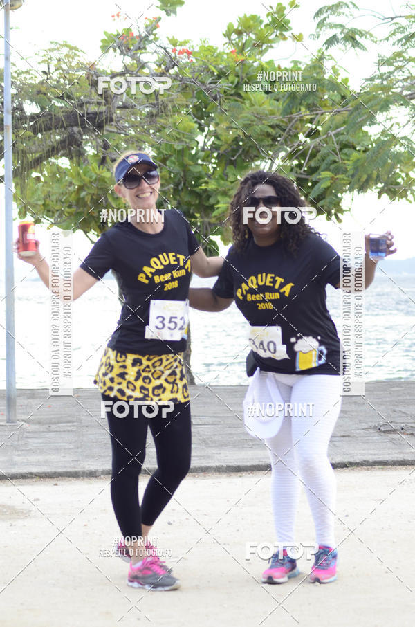 Buy your photos of the eventPaquet Beer Run 2018 on Fotop