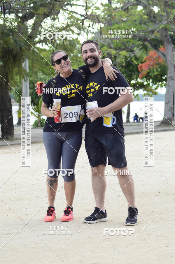 Buy your photos of the eventPaquet Beer Run 2018 on Fotop