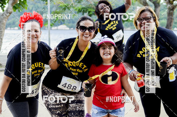 Buy your photos of the eventPaquet Beer Run 2018 on Fotop