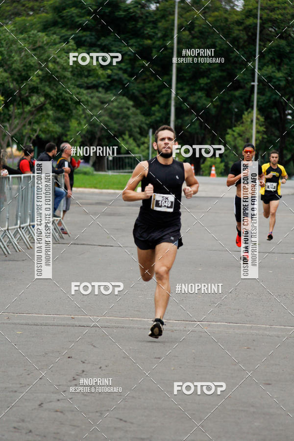 Buy your photos of the eventCorra com a Smart Fit on Fotop