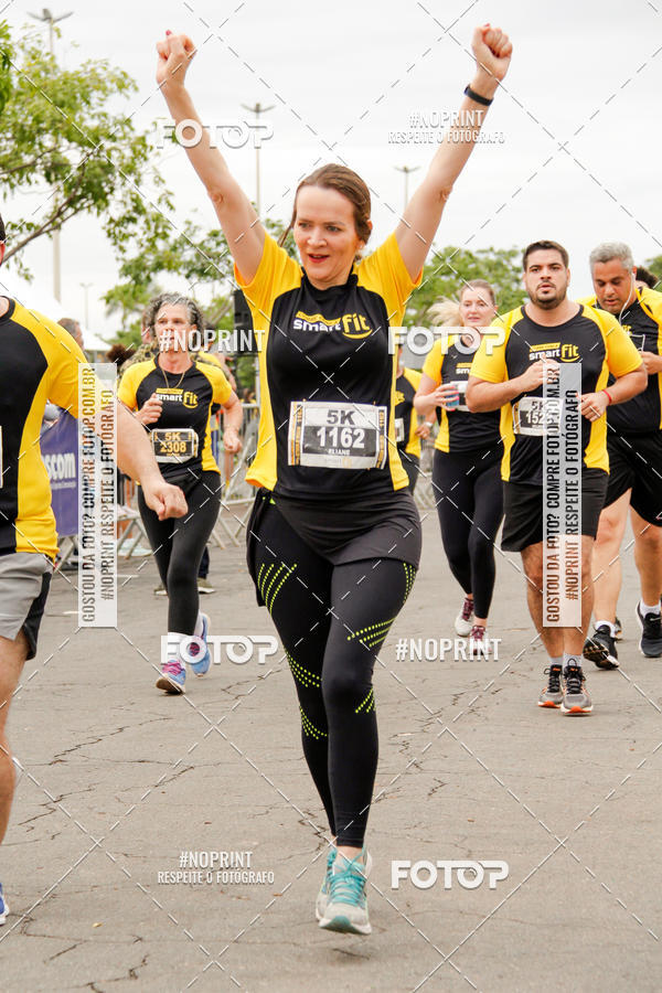 Compre suas fotos do eventoCorra com a Smart Fit no Fotop