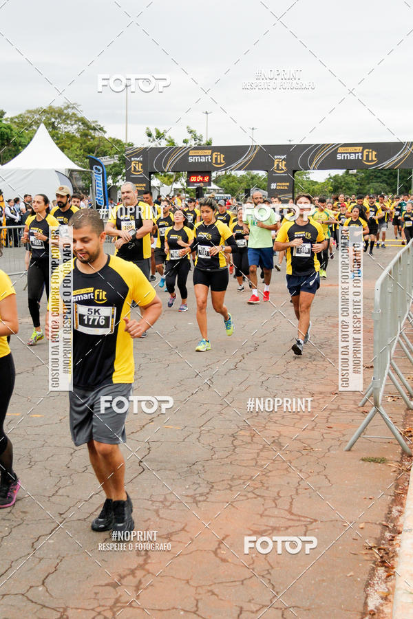 Buy your photos of the eventCorra com a Smart Fit on Fotop