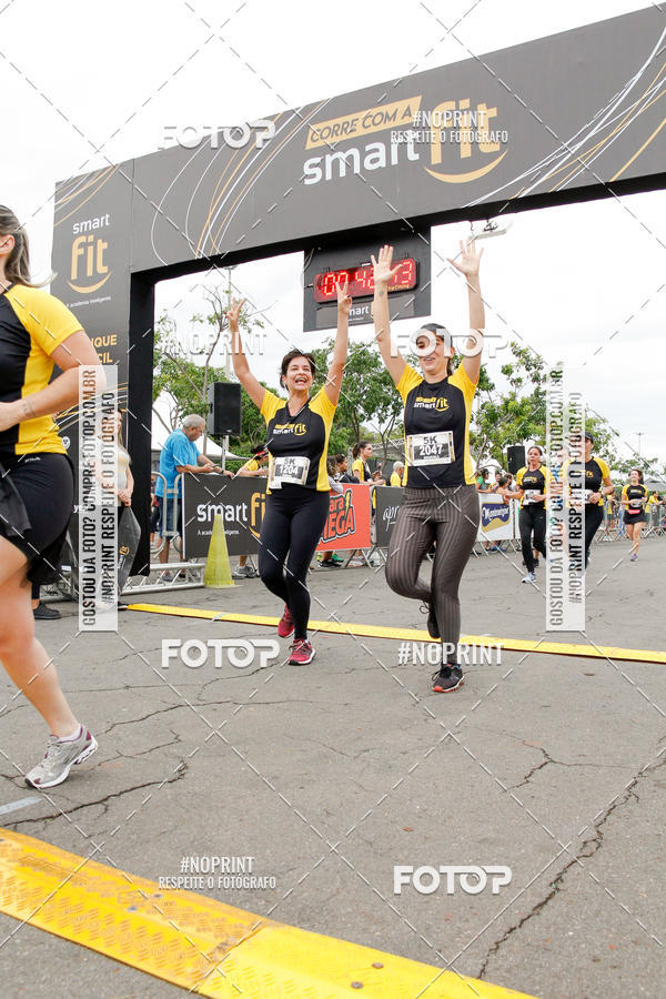 Compre suas fotos do eventoCorra com a Smart Fit no Fotop