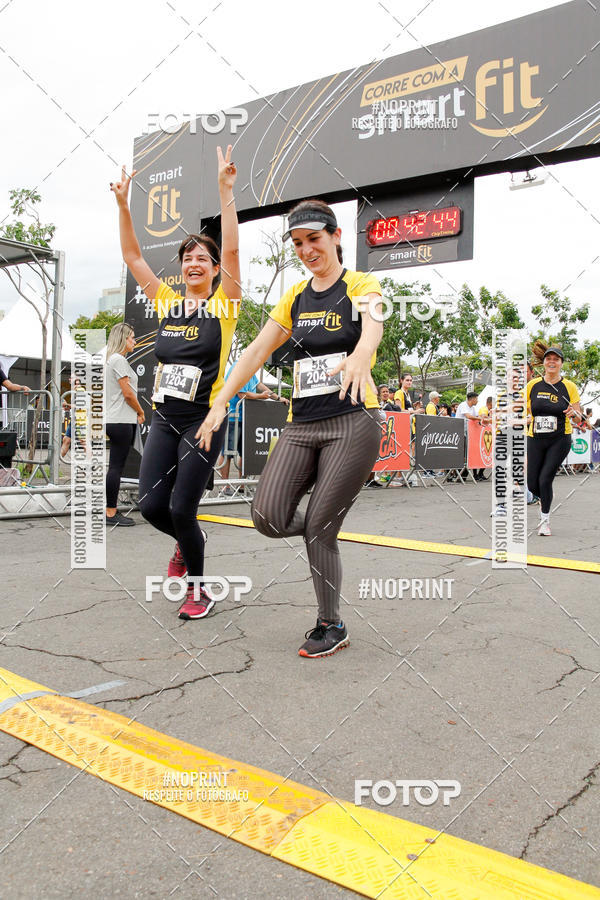 Compre suas fotos do eventoCorra com a Smart Fit no Fotop