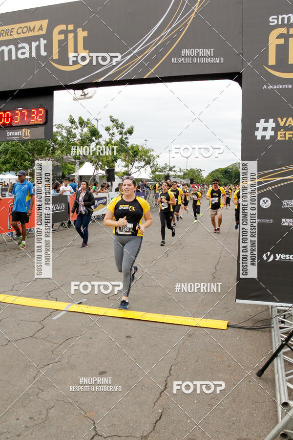 Compre suas fotos do eventoCorra com a Smart Fit no Fotop