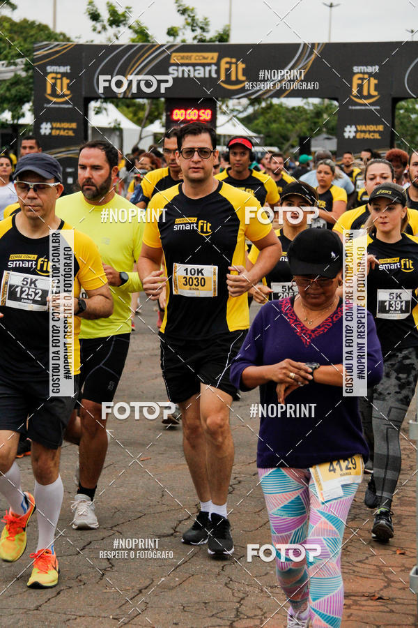 Buy your photos of the eventCorra com a Smart Fit on Fotop