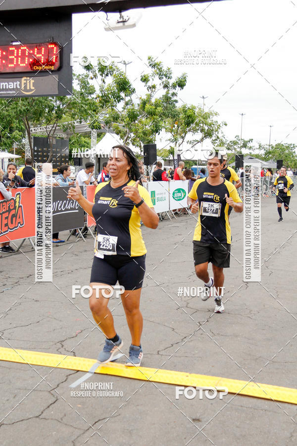 Compre suas fotos do eventoCorra com a Smart Fit no Fotop