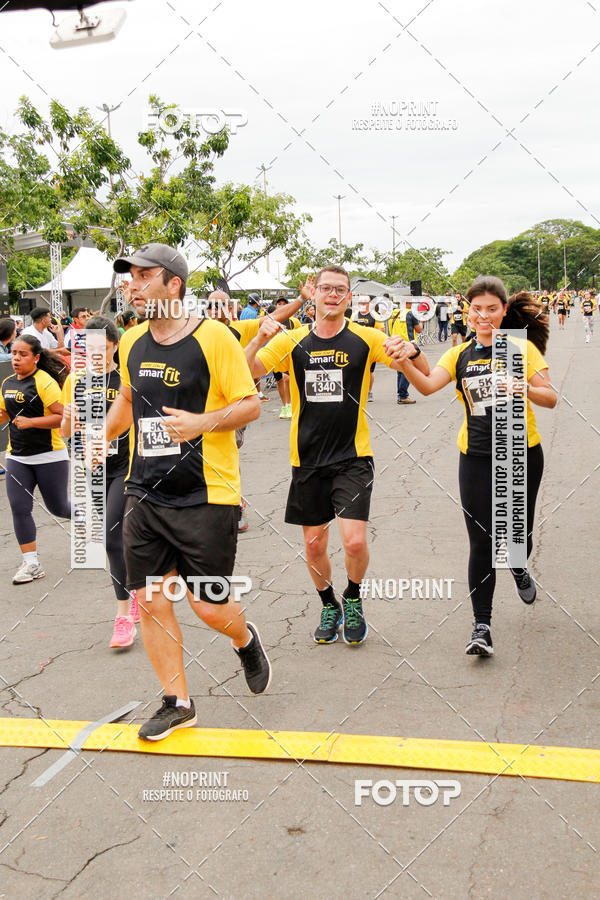 Buy your photos of the eventCorra com a Smart Fit on Fotop