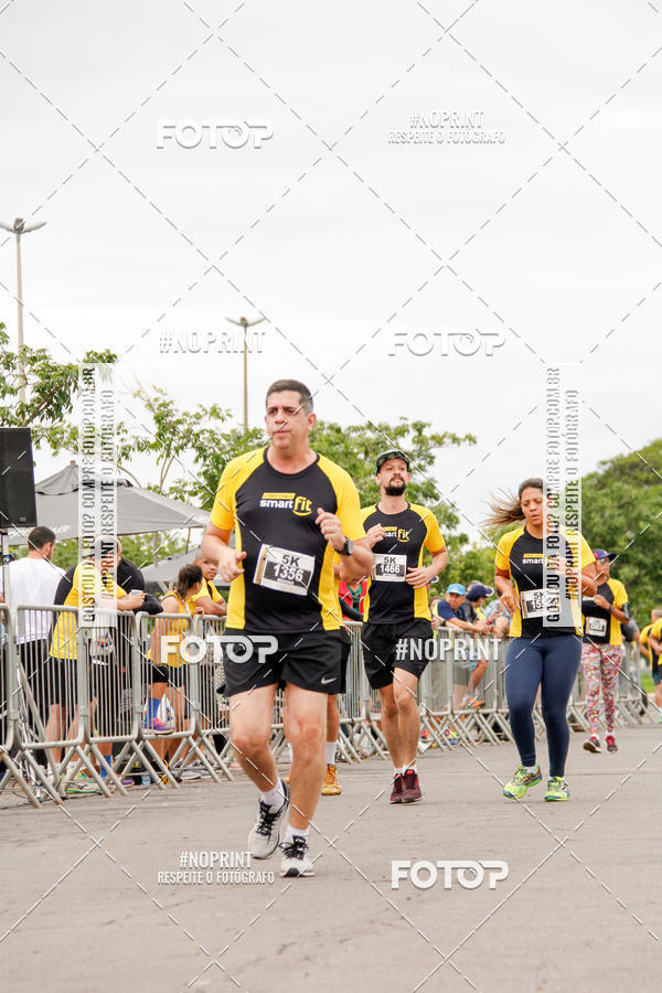 Compre suas fotos do eventoCorra com a Smart Fit no Fotop