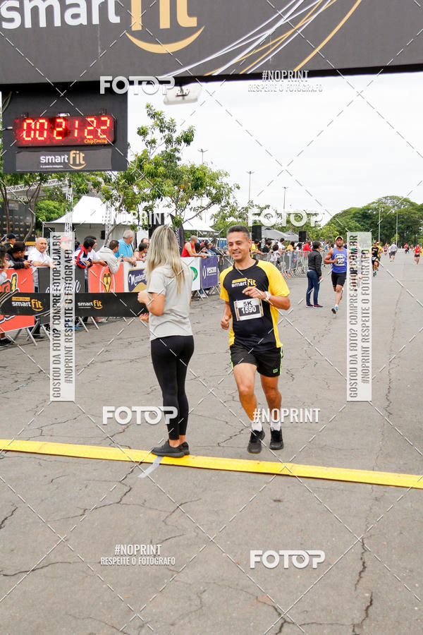 Buy your photos of the eventCorra com a Smart Fit on Fotop