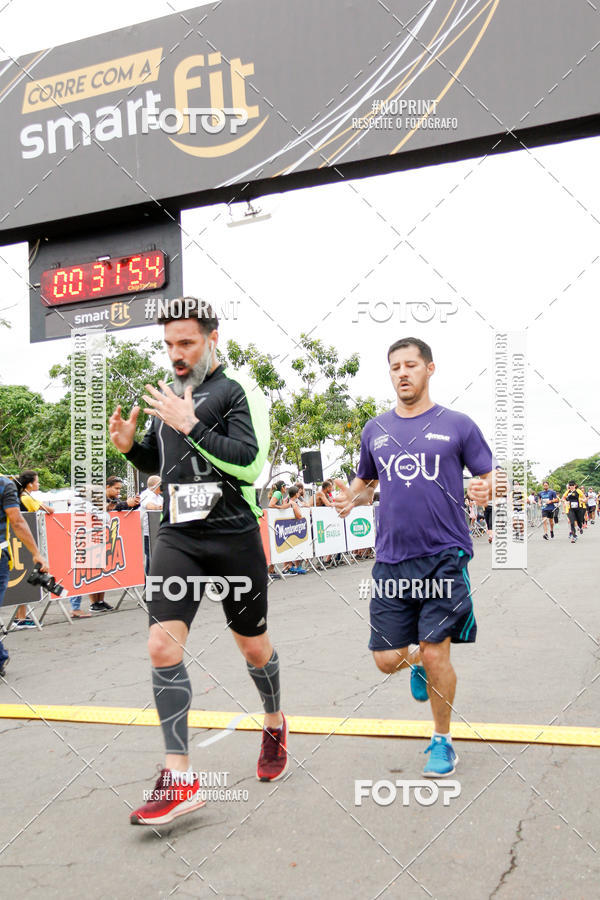 Buy your photos of the eventCorra com a Smart Fit on Fotop