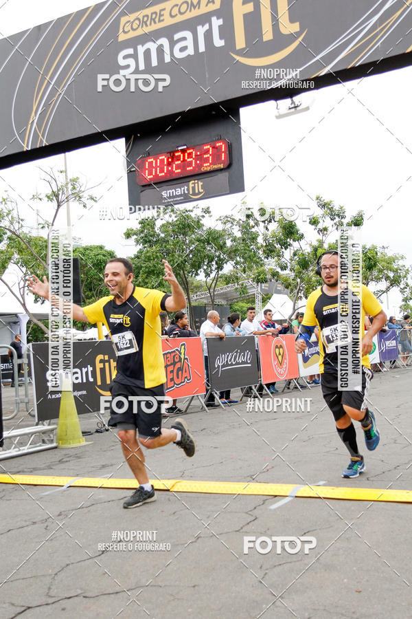 Buy your photos of the eventCorra com a Smart Fit on Fotop