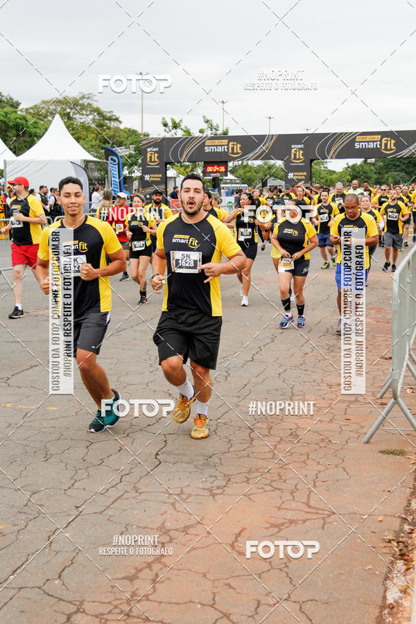 Buy your photos of the eventCorra com a Smart Fit on Fotop