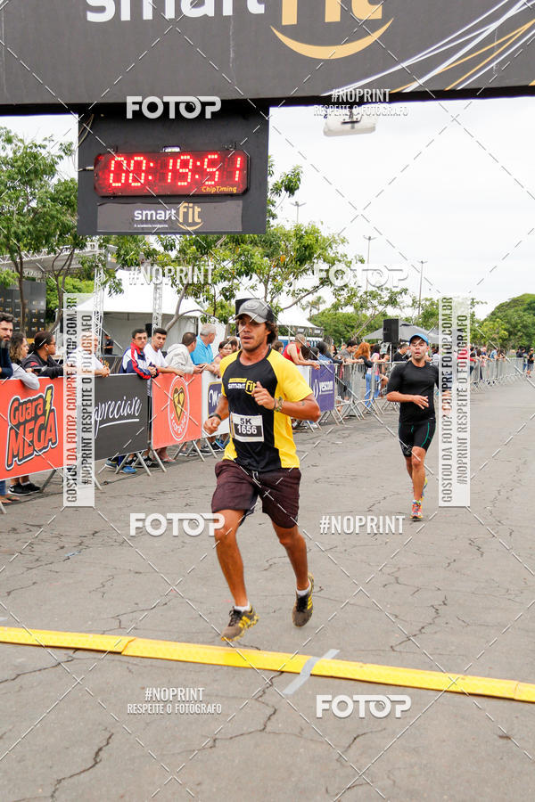 Buy your photos of the eventCorra com a Smart Fit on Fotop