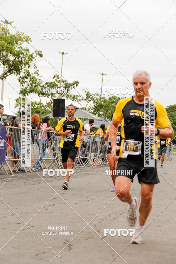 Buy your photos of the eventCorra com a Smart Fit on Fotop