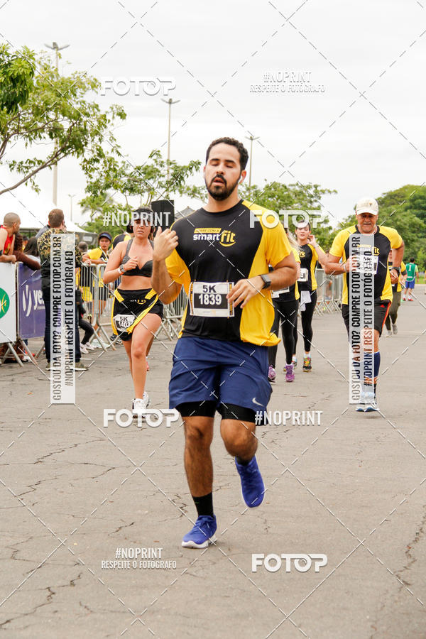 Compre suas fotos do eventoCorra com a Smart Fit no Fotop