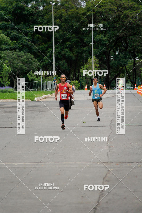 Buy your photos of the eventCorra com a Smart Fit on Fotop