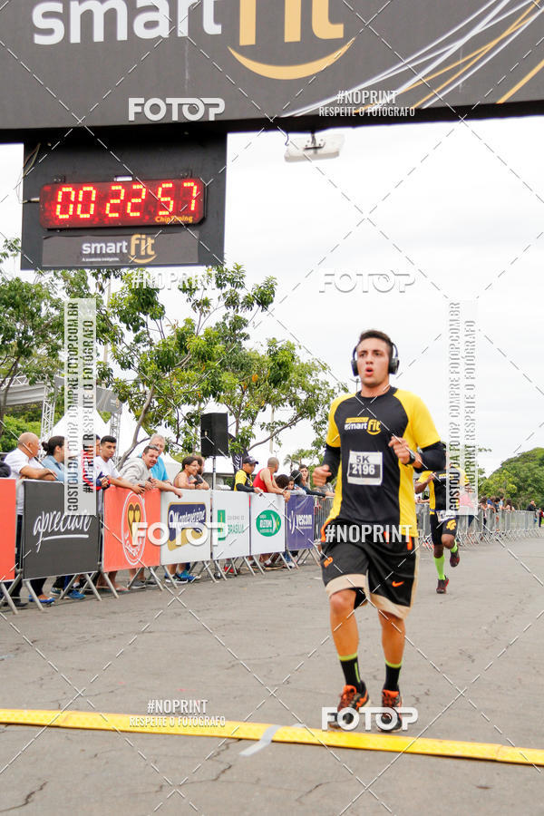 Buy your photos of the eventCorra com a Smart Fit on Fotop