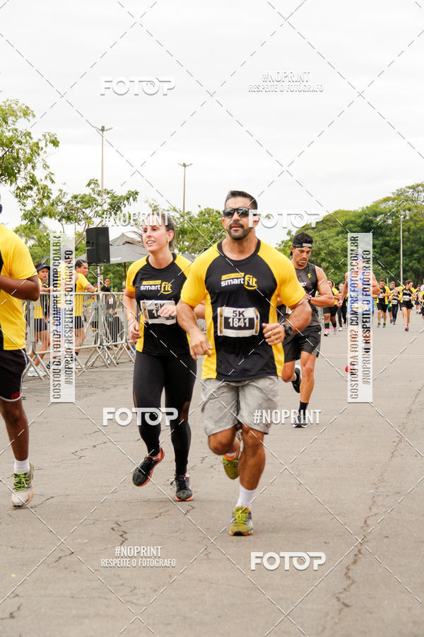 Compre suas fotos do eventoCorra com a Smart Fit no Fotop