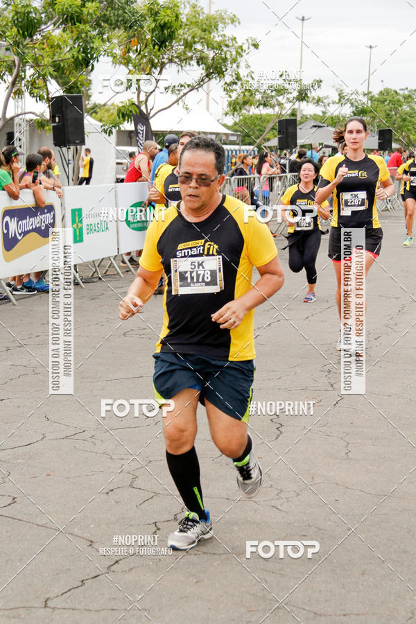 Buy your photos of the eventCorra com a Smart Fit on Fotop