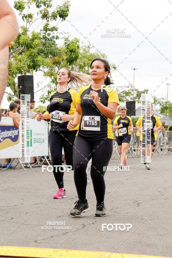 Compre suas fotos do eventoCorra com a Smart Fit no Fotop