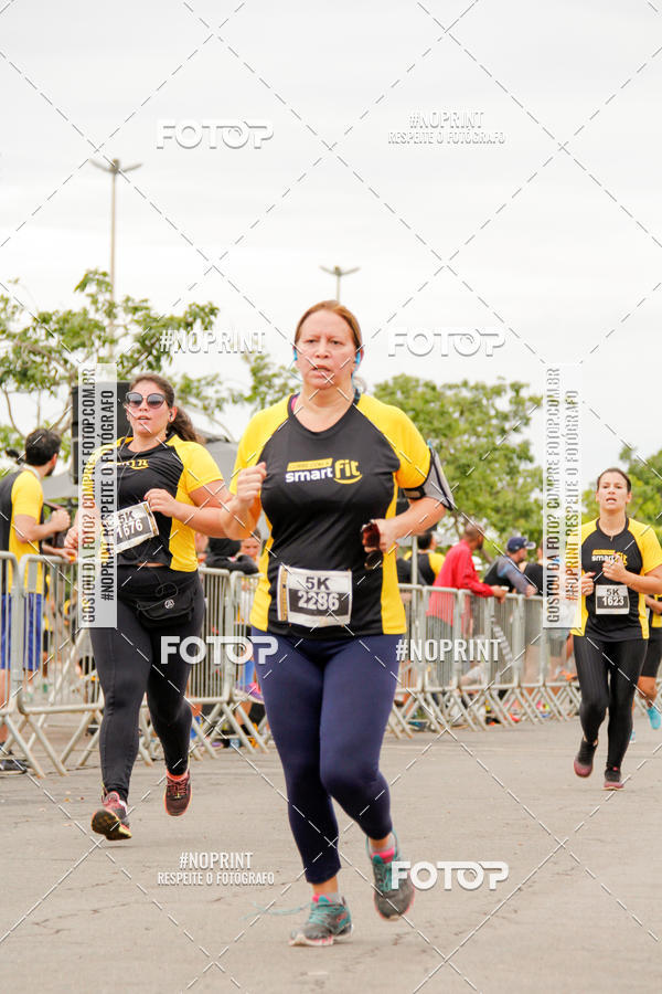 Compre suas fotos do eventoCorra com a Smart Fit no Fotop