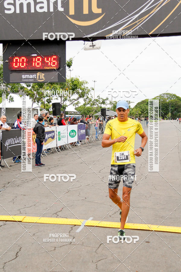 Buy your photos of the eventCorra com a Smart Fit on Fotop