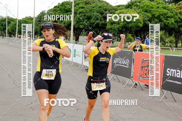 Buy your photos of the eventCorra com a Smart Fit on Fotop