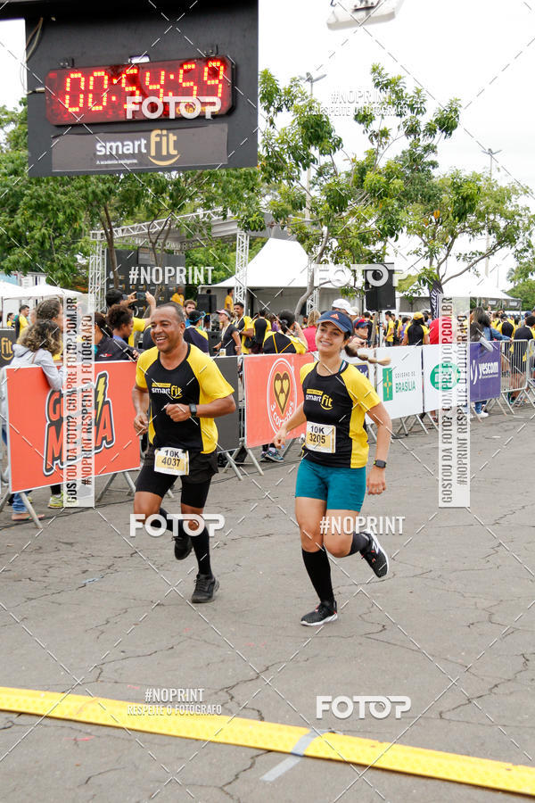 Buy your photos of the eventCorra com a Smart Fit on Fotop