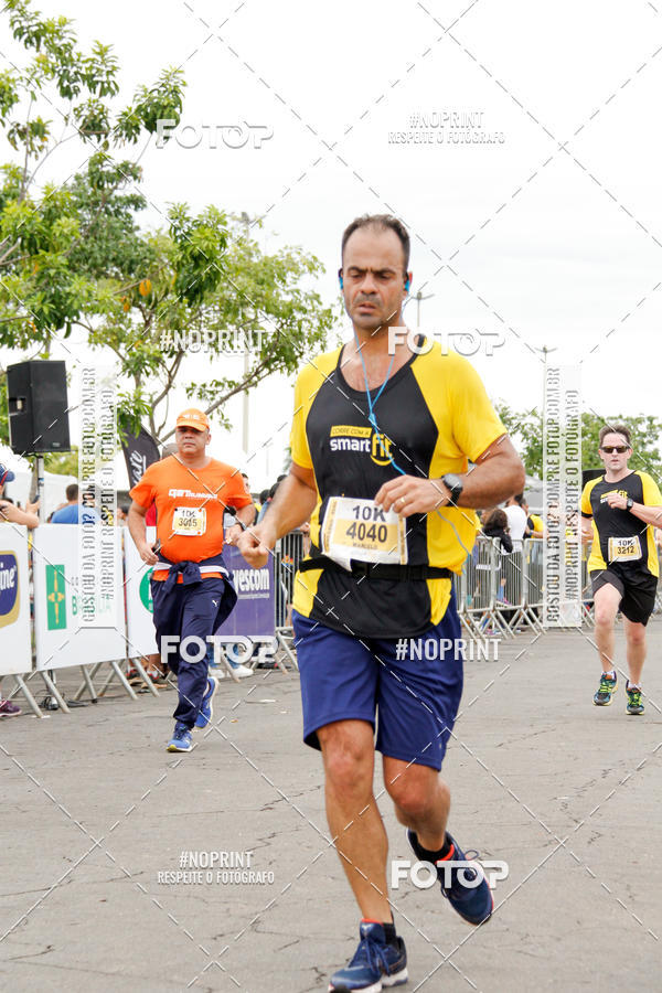 Buy your photos of the eventCorra com a Smart Fit on Fotop