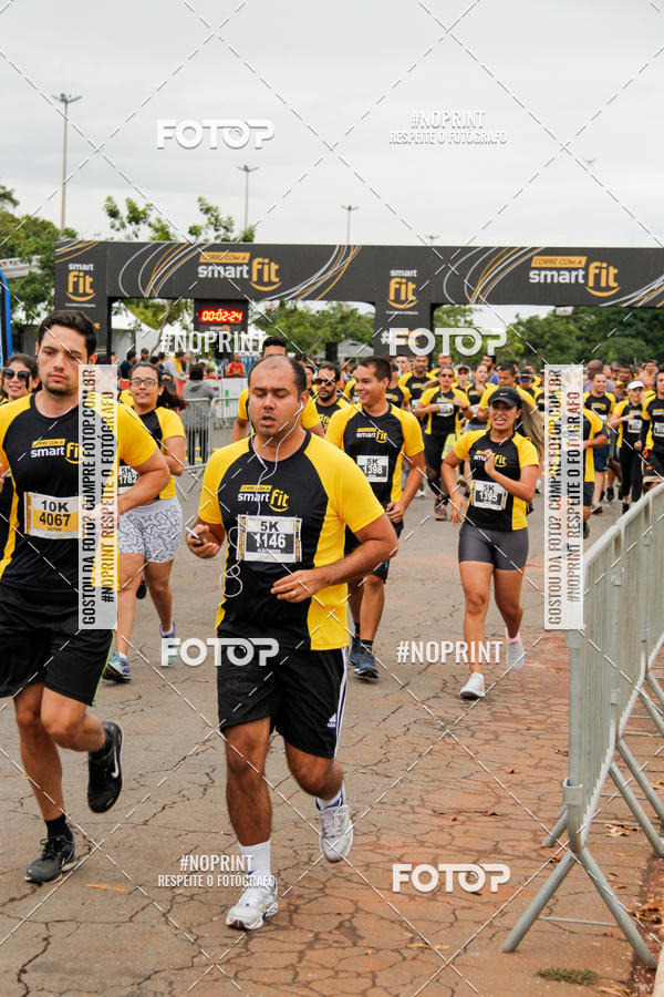 Compre suas fotos do eventoCorra com a Smart Fit no Fotop