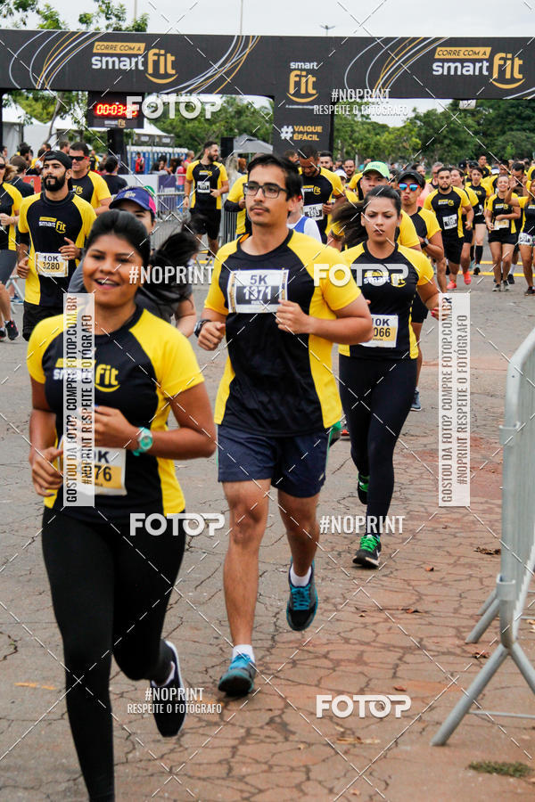 Compre suas fotos do eventoCorra com a Smart Fit no Fotop