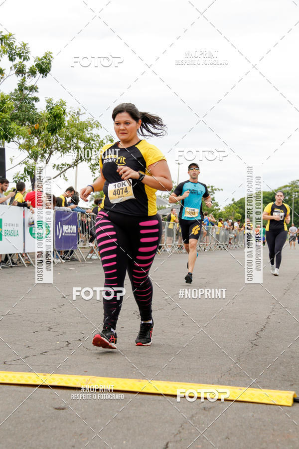 Buy your photos of the eventCorra com a Smart Fit on Fotop