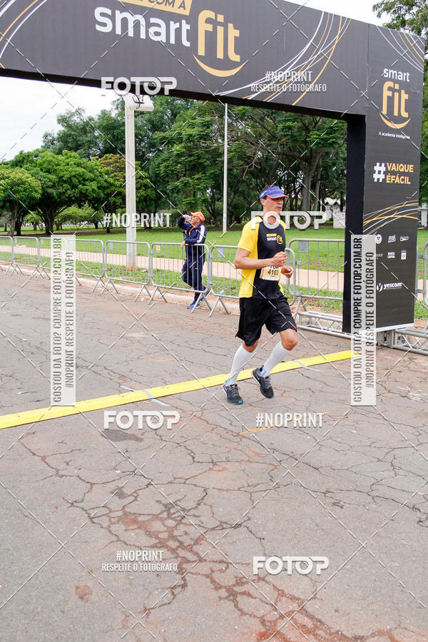 Compre suas fotos do eventoCorra com a Smart Fit no Fotop