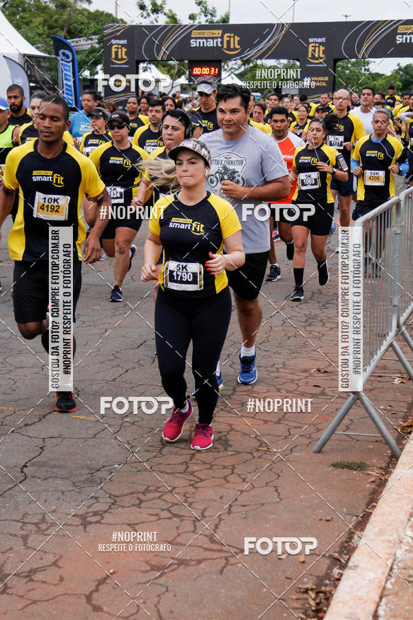 Compre suas fotos do eventoCorra com a Smart Fit no Fotop